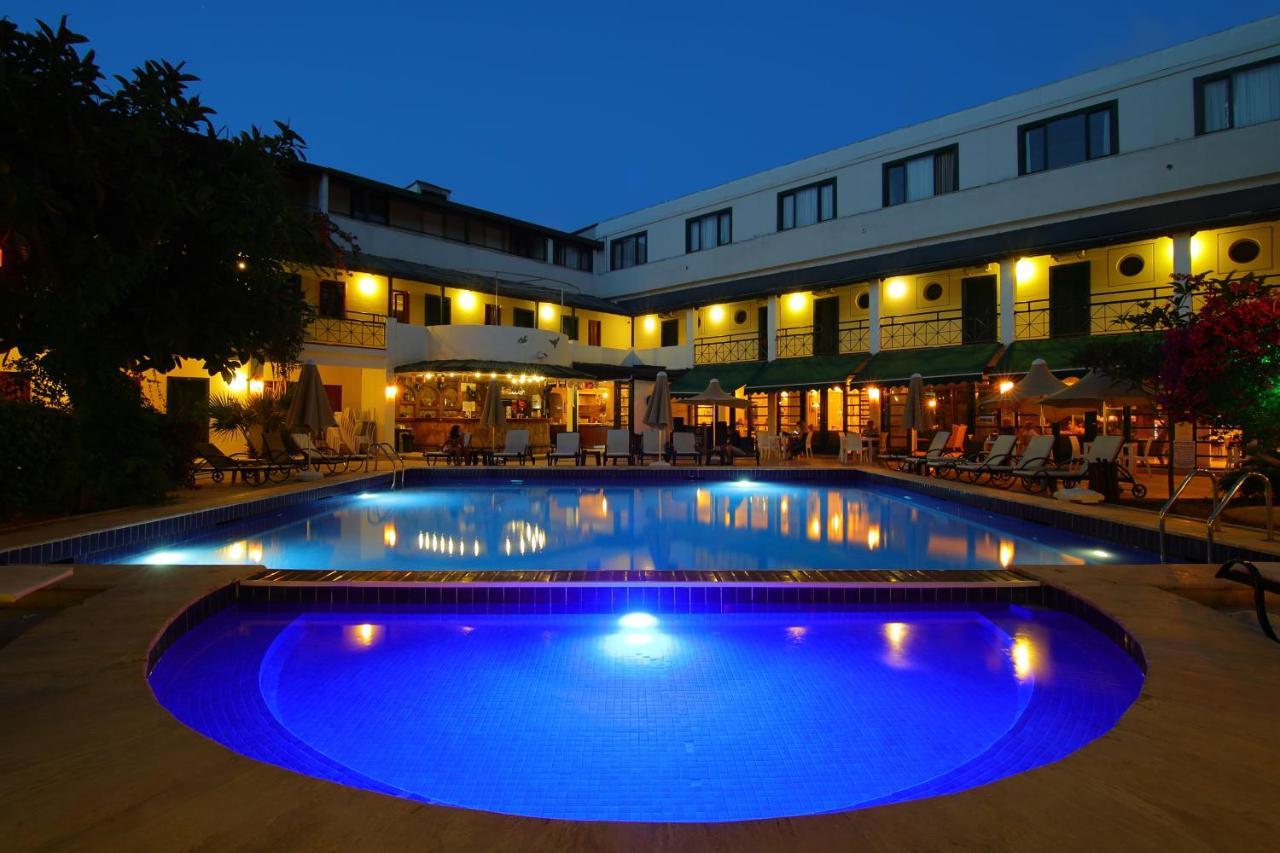 Hotel Bleu Nuit 4*