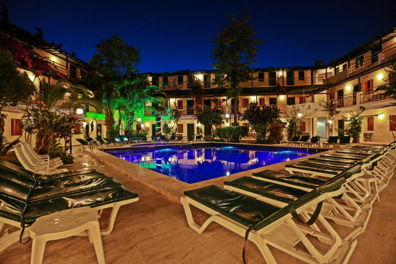 Bleu Nuit Otel 4*